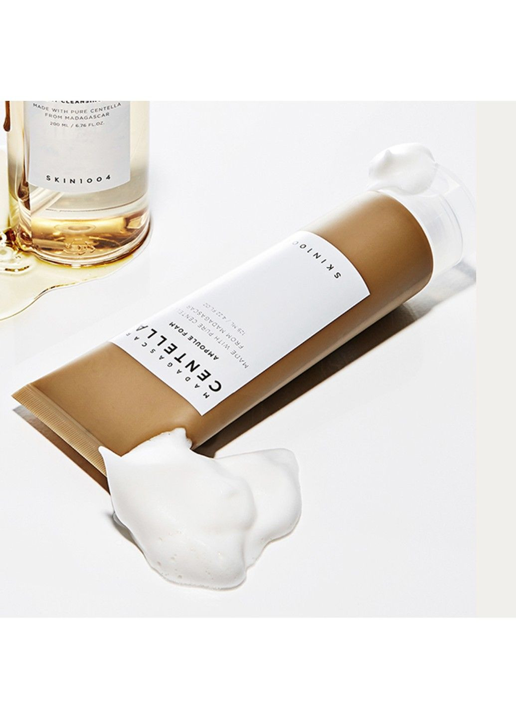 Пінка для вмивання з центеллою Madagascar Centella Ampoule Foam 125 мл SKIN1004 (301475363)