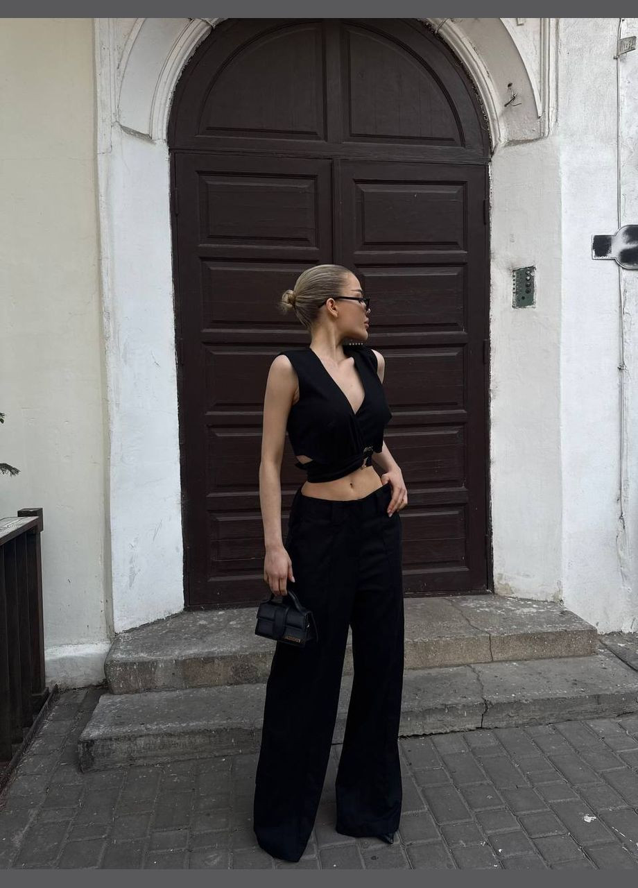 Женский брючный костюм из льна. Adelante (332006639)