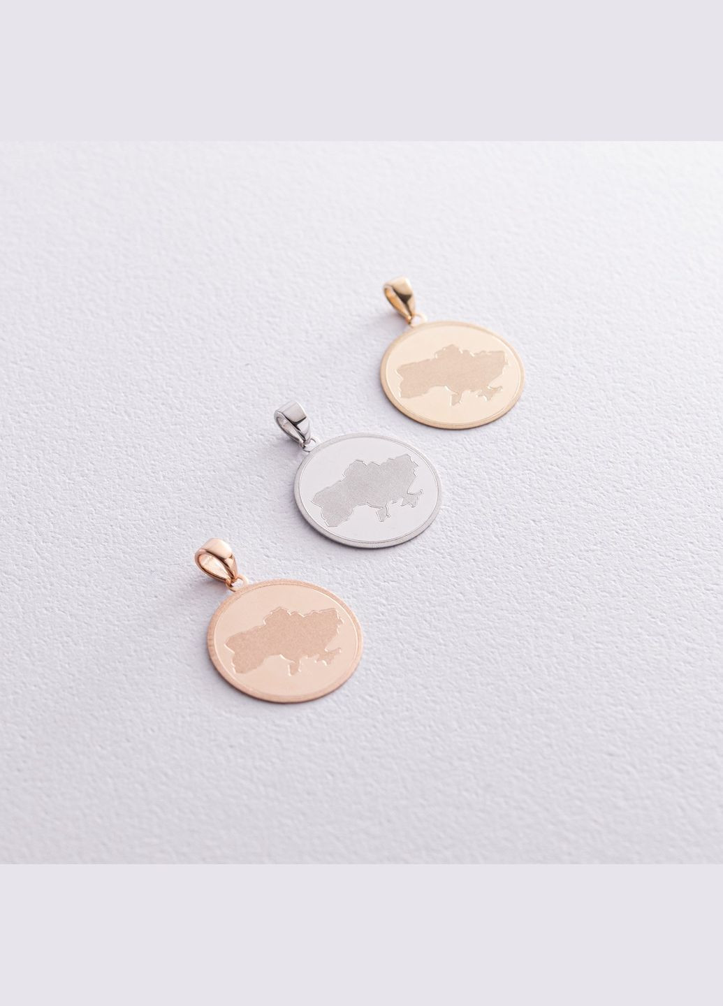 Кулон Карта України у білому золоті п03770 Oniks (264024186)