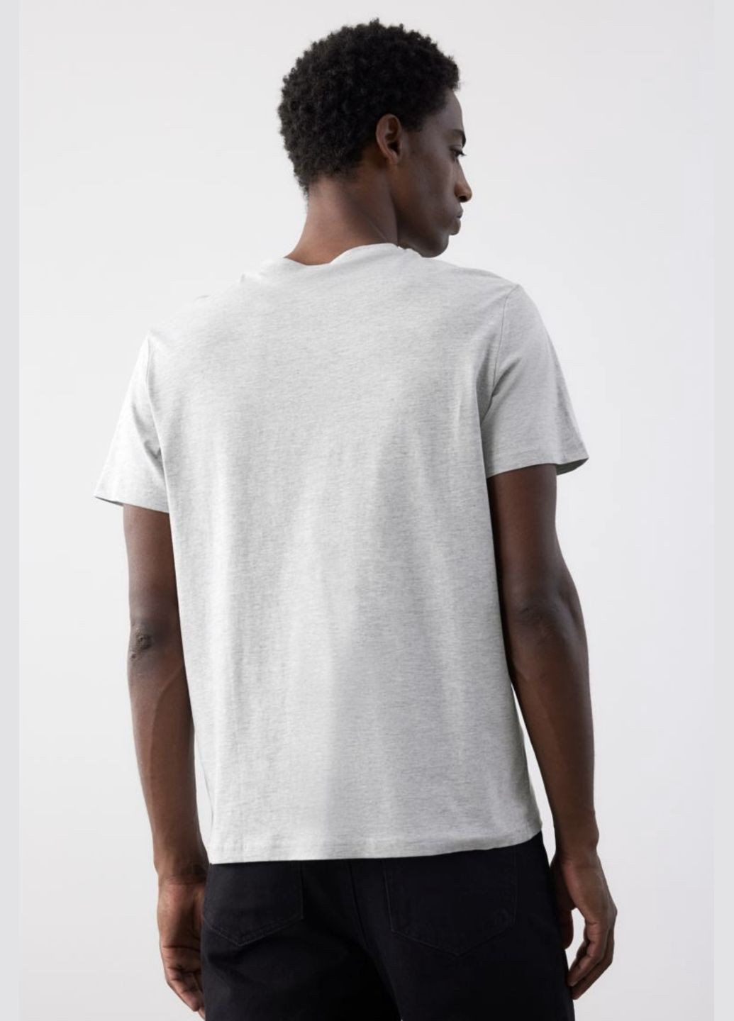 Светло-серая футболка H&M regular fit