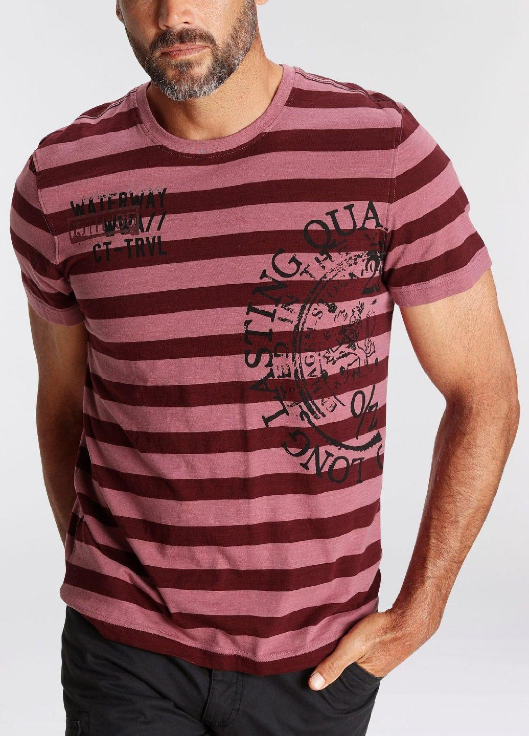 Розовая футболка Man's World