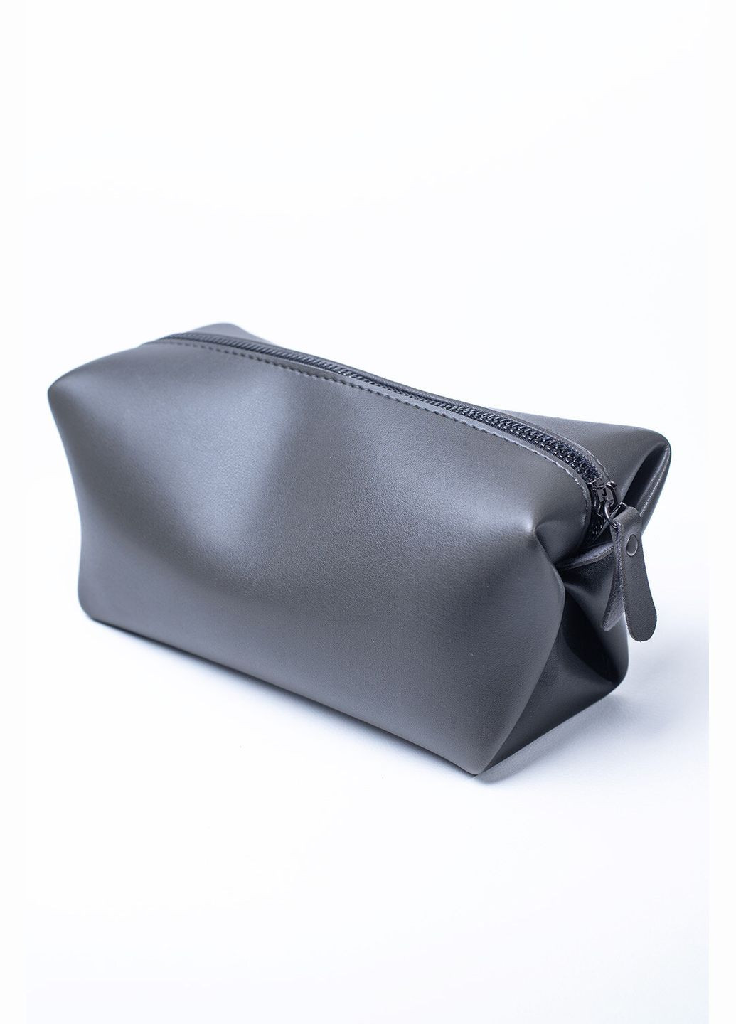 Косметичка з екошкіри сірого кольору VOLMAS (316302497)