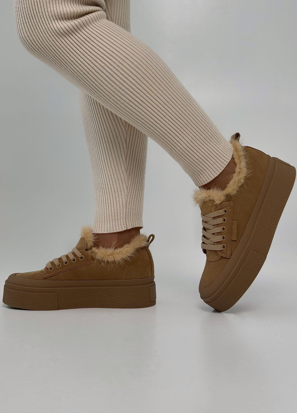 Зимние обувь женская зимняя Mea Balan из натуральной замши