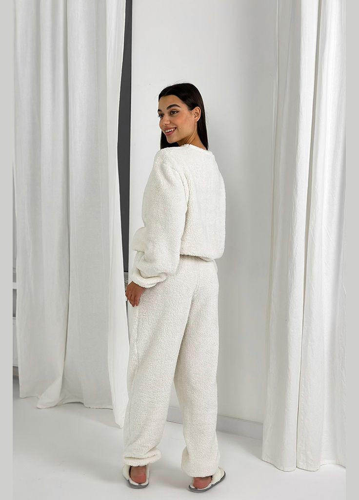 Молочная молочная пижама из плюша - брюки и кофта kari shop atelier (185pj-33jap-mi) Ova Ova Brand
