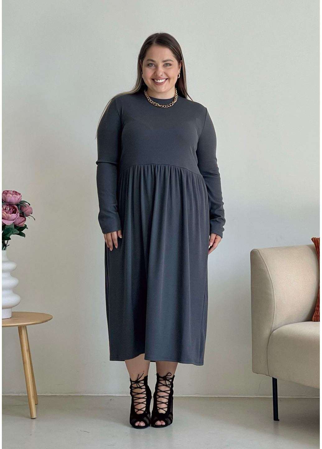 Серое повседневный длинное свободное демисезонное платье в рубчик с длинными рукавами (солоха в подарок) платье-свитшот Merlini однотонное