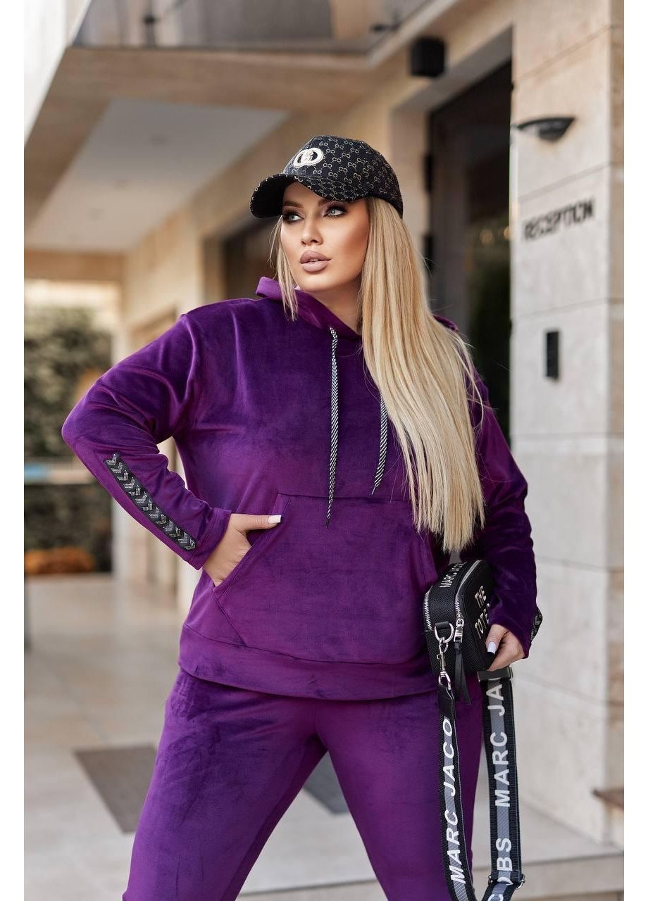 Комфортний жіночий велюровий костюм Sofia 1585 (367955559)