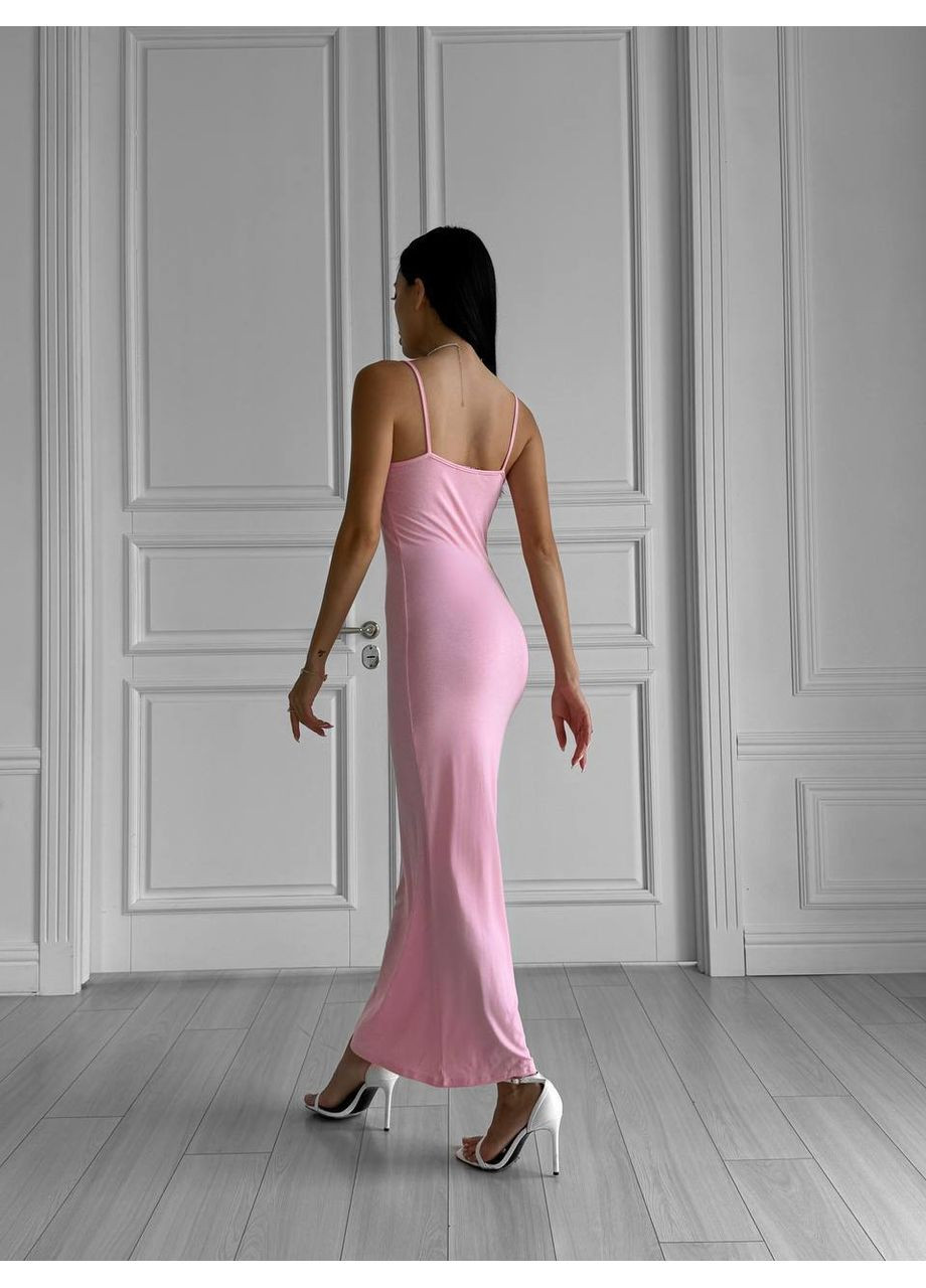 Рожева вечірня жіноча облягаюча сукня максі на тонких бретелях з відкритою спиною, з відкритими плечима Україна однотонна