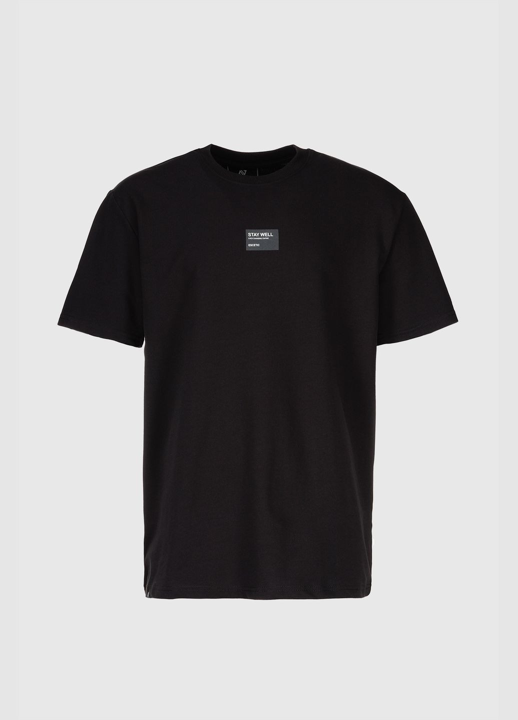 Черная футболка Escetic