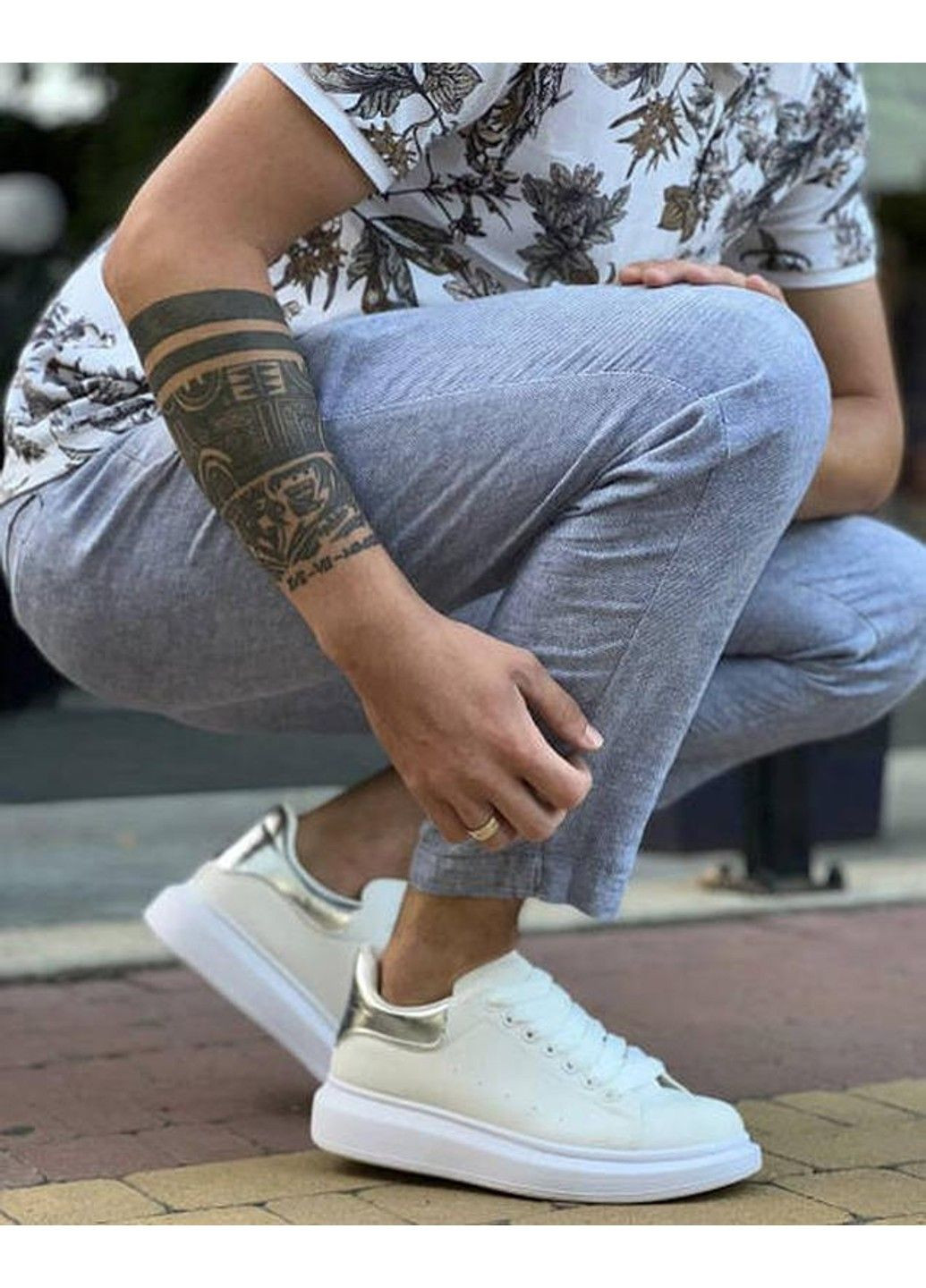 Білосніжні Осінні кросівки чоловічі білі Vip