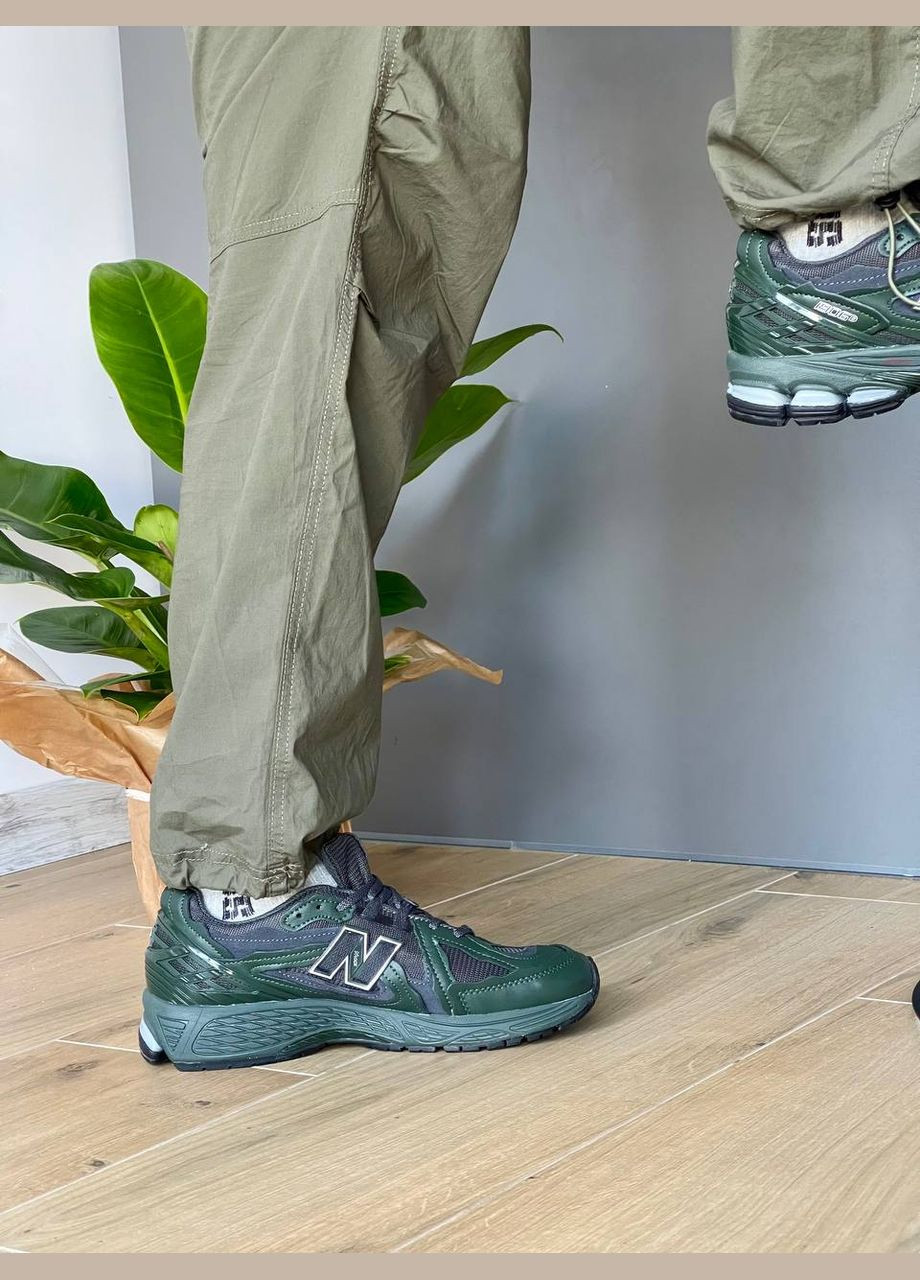 Зеленые всесезонные кроссовки Vakko New Balance 1906r Protection Pack Olive
