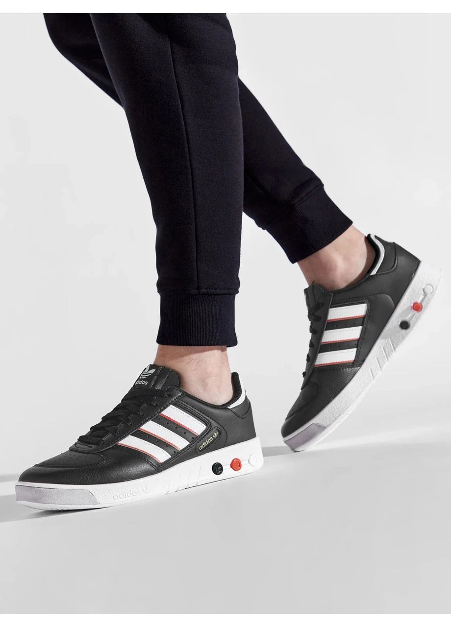Чорно-білі кросівки originals court демісезон adidas