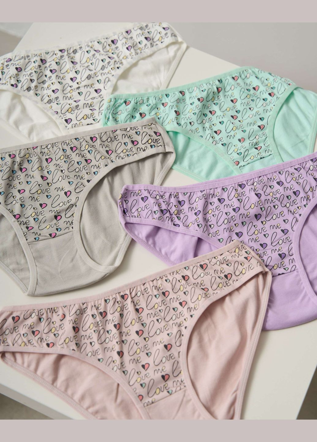 Жіночі трусики з написом Love me 5 шт. Nicoletta (322126746)