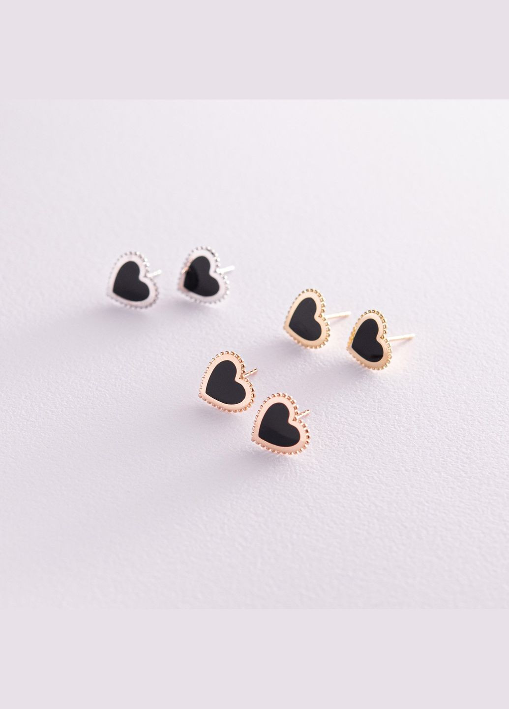 Золоті сережки - пусети Сердечка (емаль) с08035 Oniks (264023450)