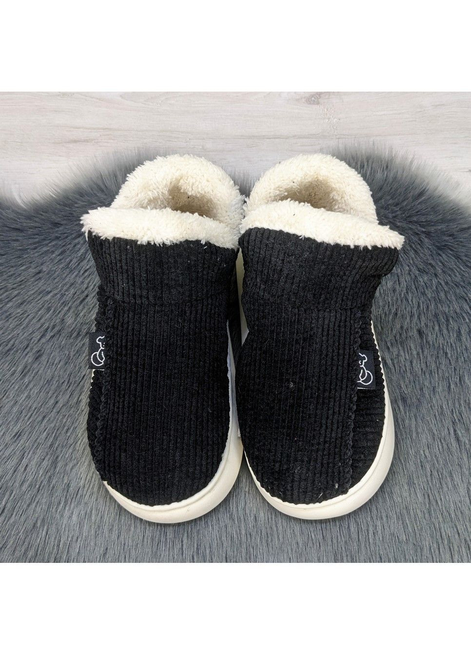 Тапочки чуні жіночі теплі закриті Lion (303547048)