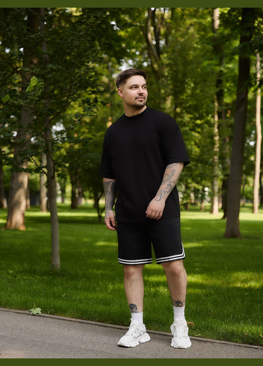 Черный летний трендовый летний комплект с лампасами с шортами No Brand