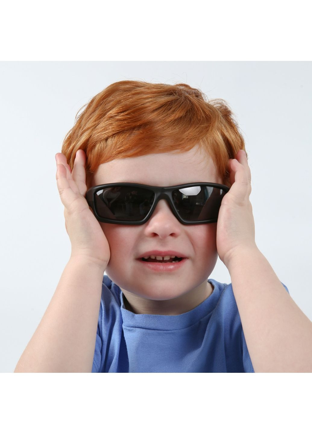 Солнцезащитные очки с поляризацией детские Спорт LuckyLOOK 436-033 (329880834)