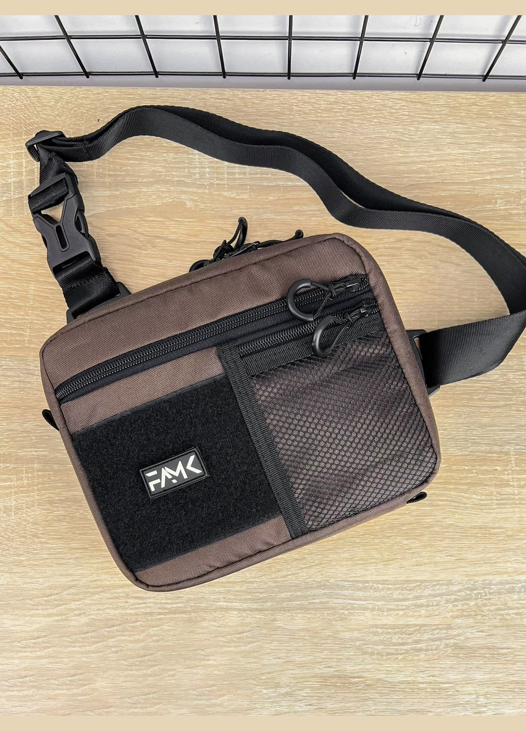 Сумка трансформер 3в1 2.0 (сумка через плече, нагрудна - слінг, бананка) для чоловіків та жінок, Коричневий Famk (325488976)