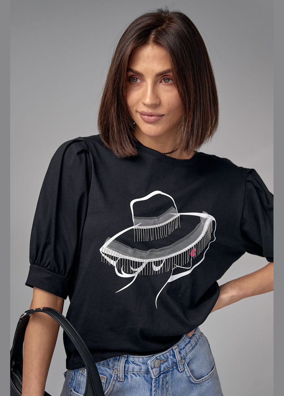 Чорна літня жіноча футболка з рукавами-ліхтариками та принтом капелюшки 28356 з коротким рукавом Lurex