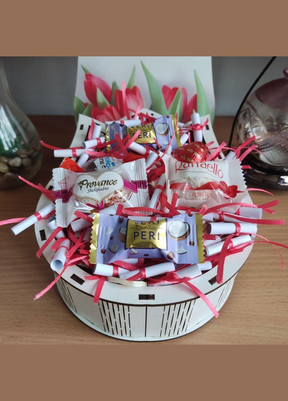 Подарунковий бокс з цукерками та 101 причиною «Чому я тебе кохаю» для дівчини (ar141) No Brand (316531060)