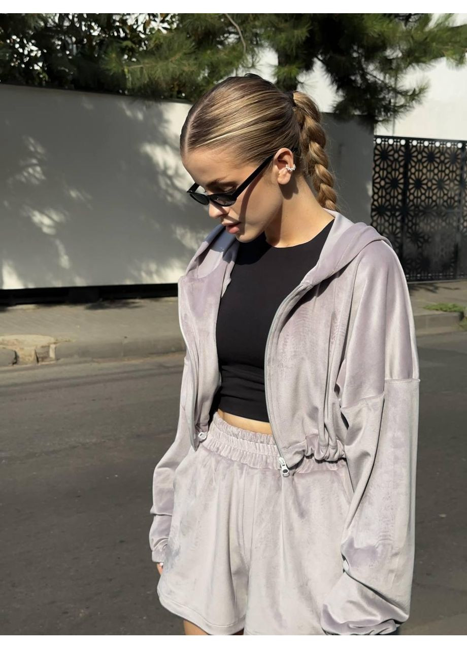 Жіночий велюровий костюм із шортами та кофтою на блискавці L No Brand (356567958)