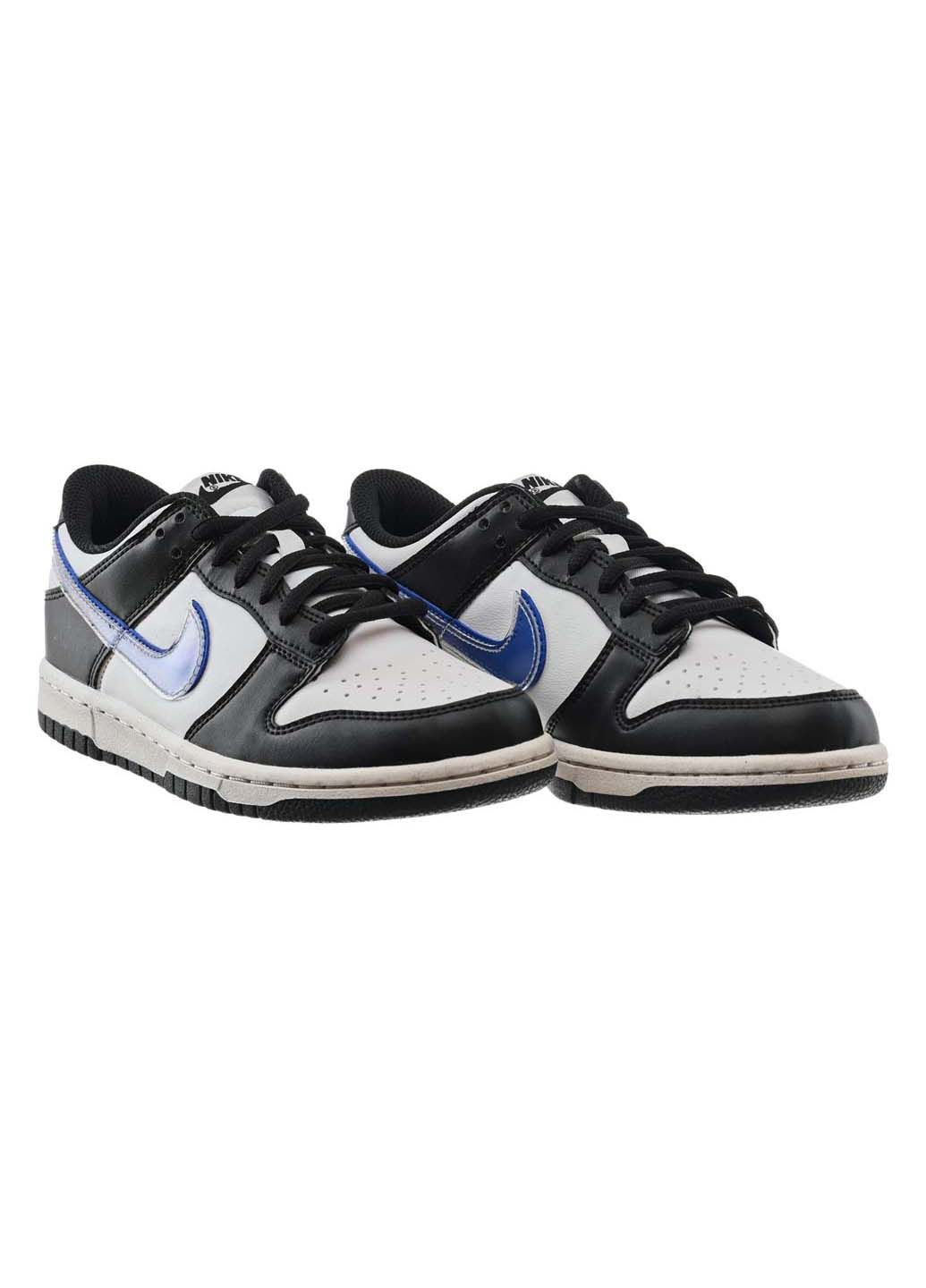 Чорно-білі осінні підліткові кросівки Nike