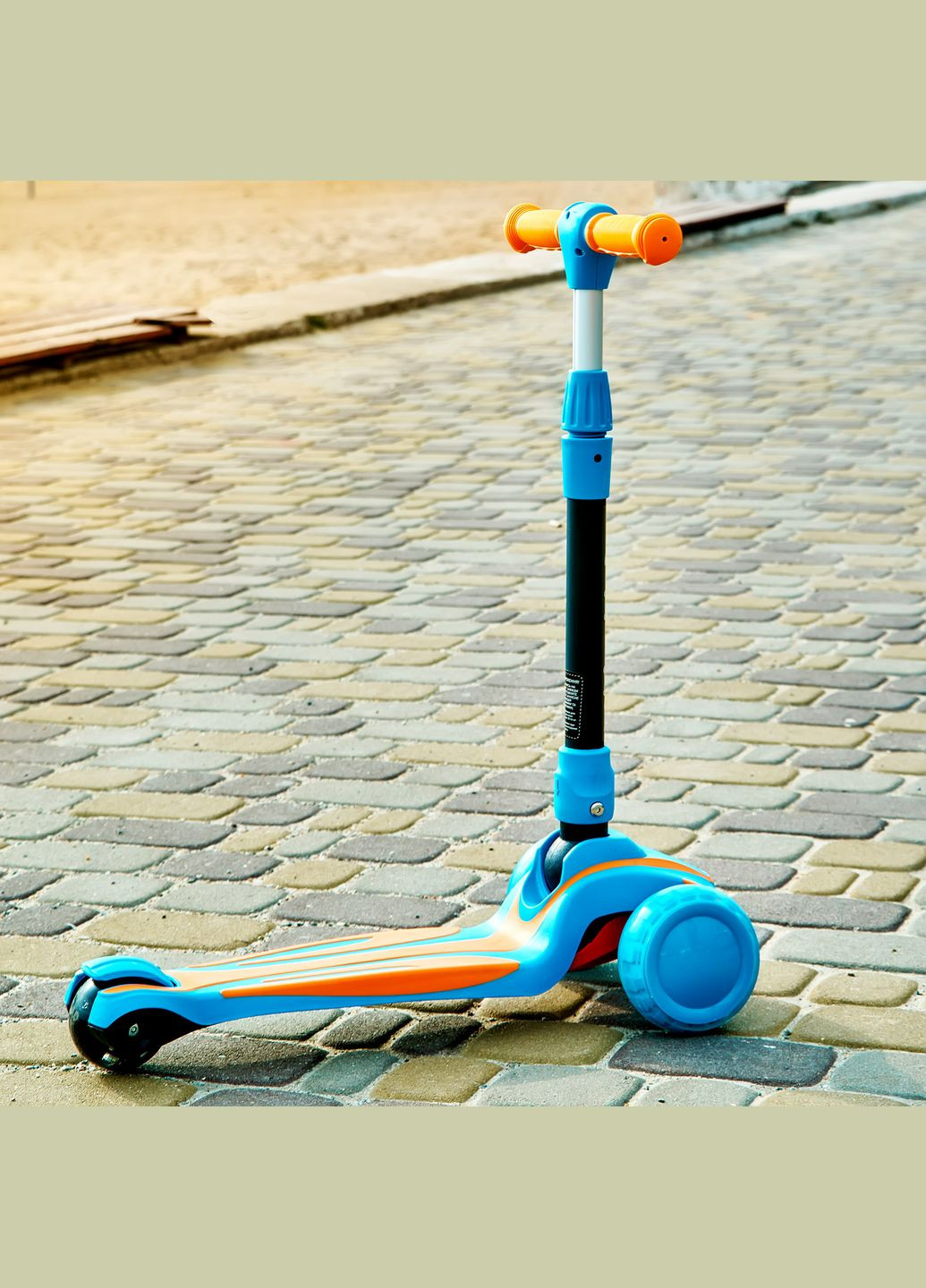 Детский складной трехколесный самокат MAXI 2585 со светящимися колесами Голубой iTrike (333016701)