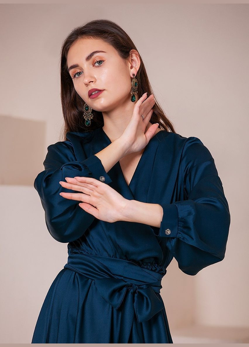 Смарагдова вечірня плаття а-силует, на запах JadFashion однотонна