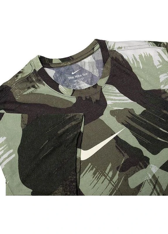 Хакі (оливкова) футболка nk df tee camo aop dr7571-386 Nike