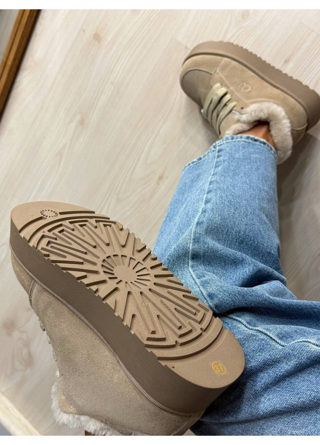 Черевики жіночі 278-5 натуральна замша в стилі уггі утеплені короткі бежеві Hengji (358052234)