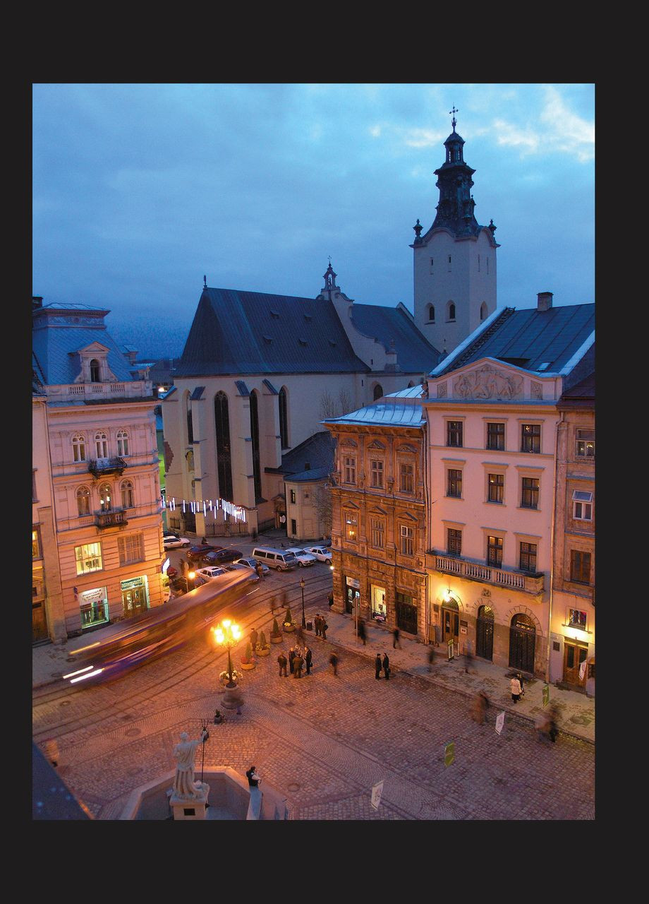 Книга Благословенне місто Львів / Юрій Николишин (українська/ англійська) Видавництво "Апріорі" (335210053)