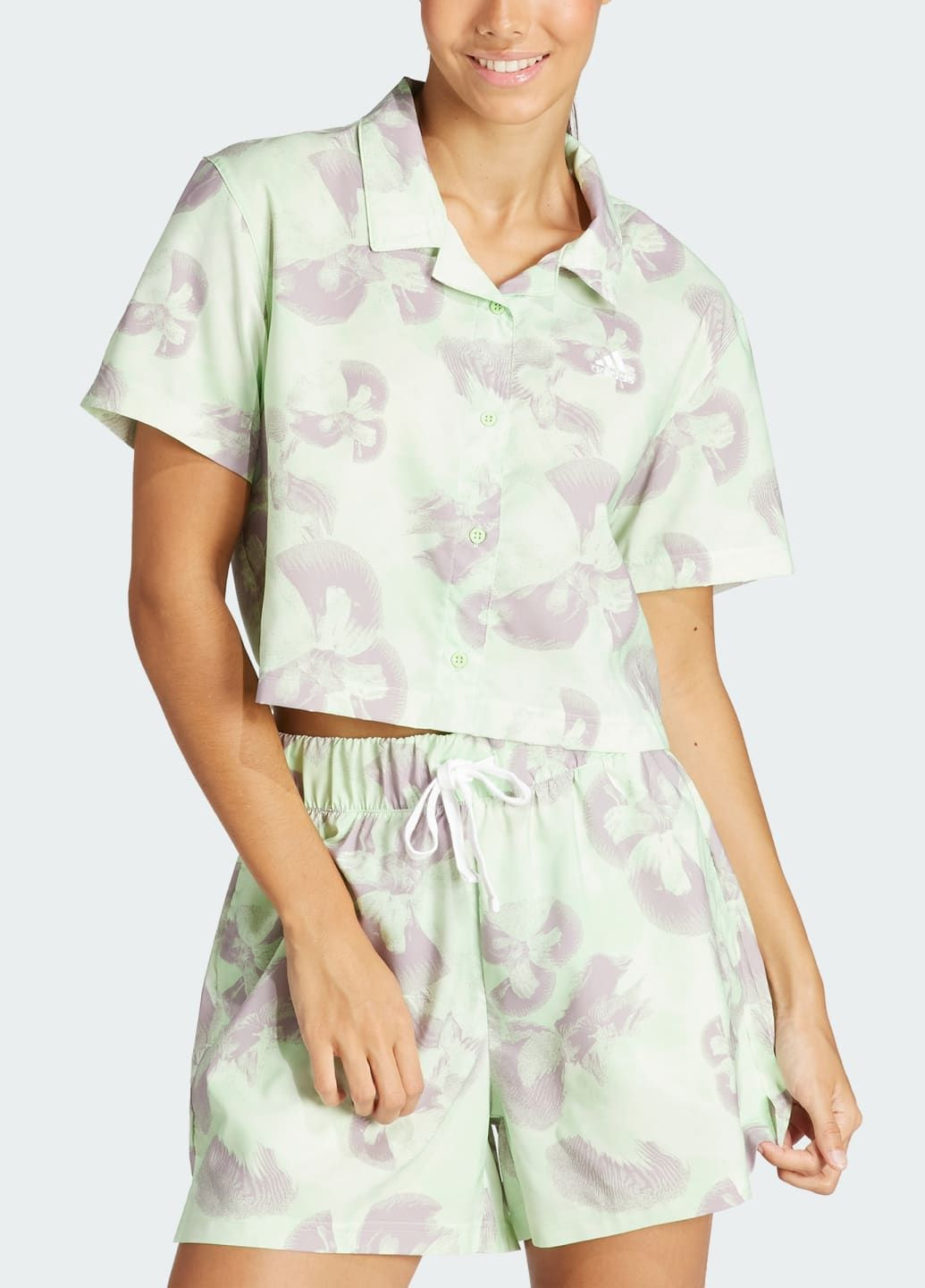 Бежевая всесезон укороченная рубашка floral graphic adidas