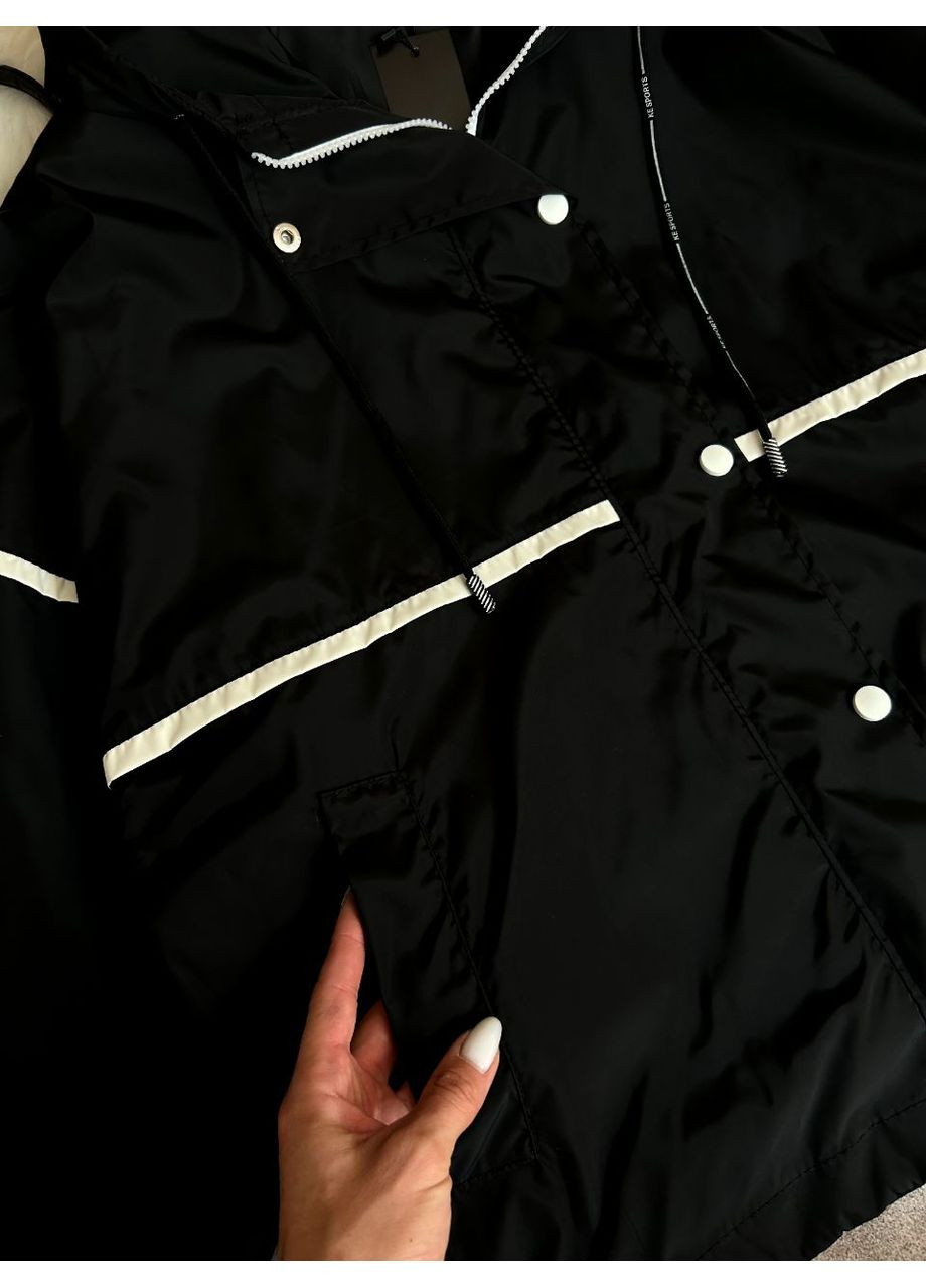 Чорна демісезонна вітровка Україна