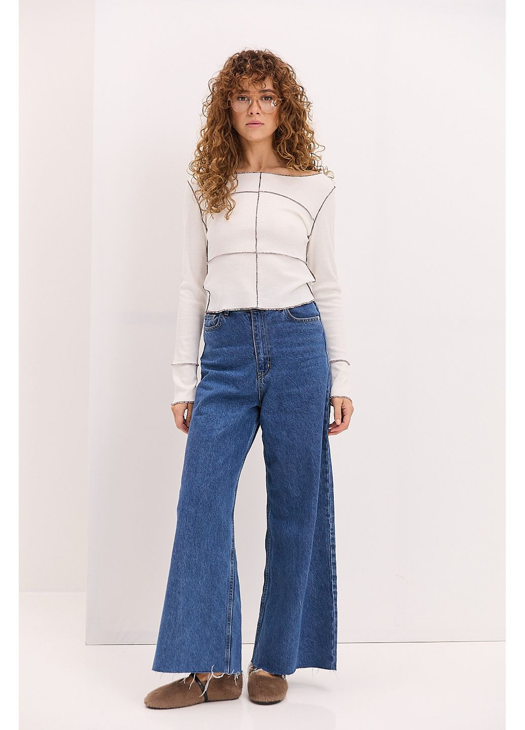 Женский лонгслив в рубчик со швами наизнанку Arjen (358908330)