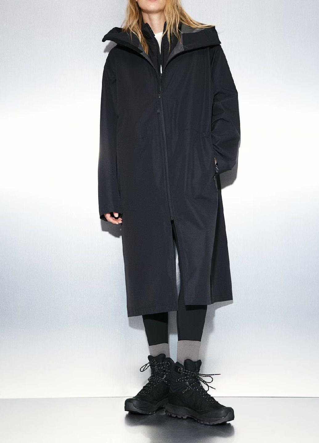 Парка H&M (308692879)