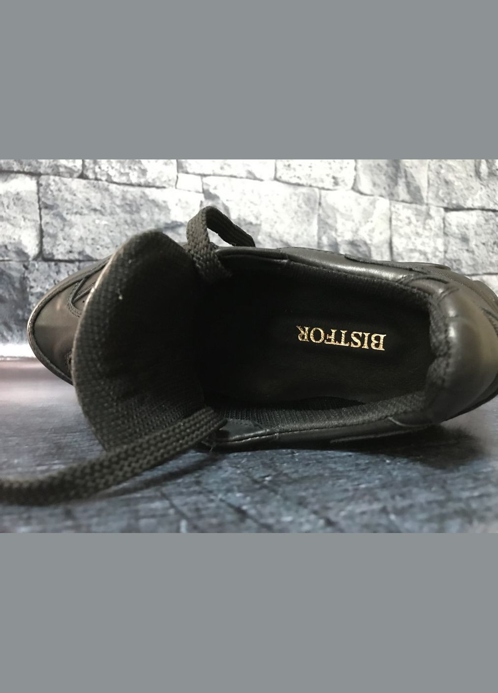 Кожаные кроссовки на платформе, Bistfor Кросівки чёрные демисезоны (304288971)