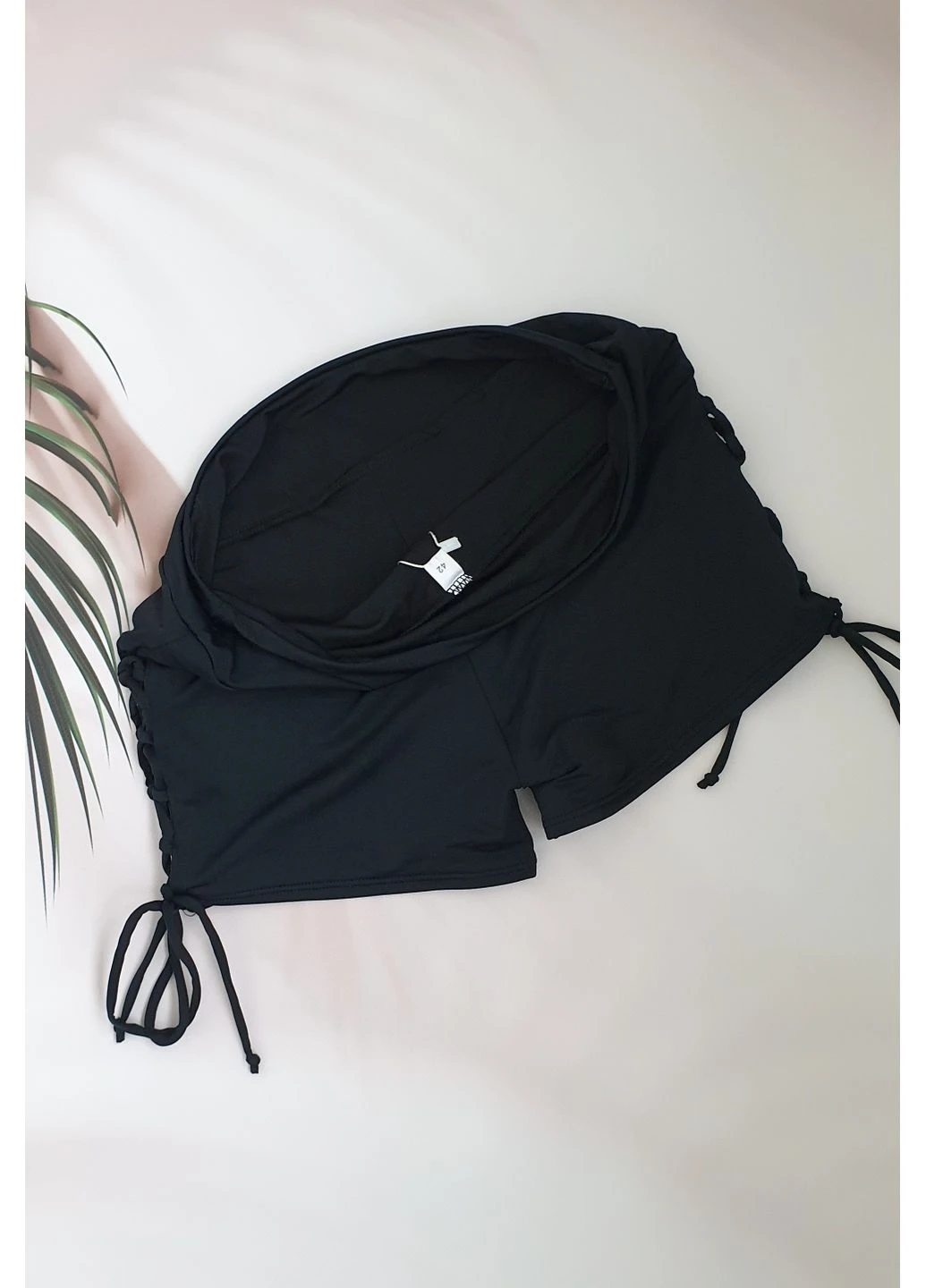 Черные женские купальные шорты однотонные No Brand