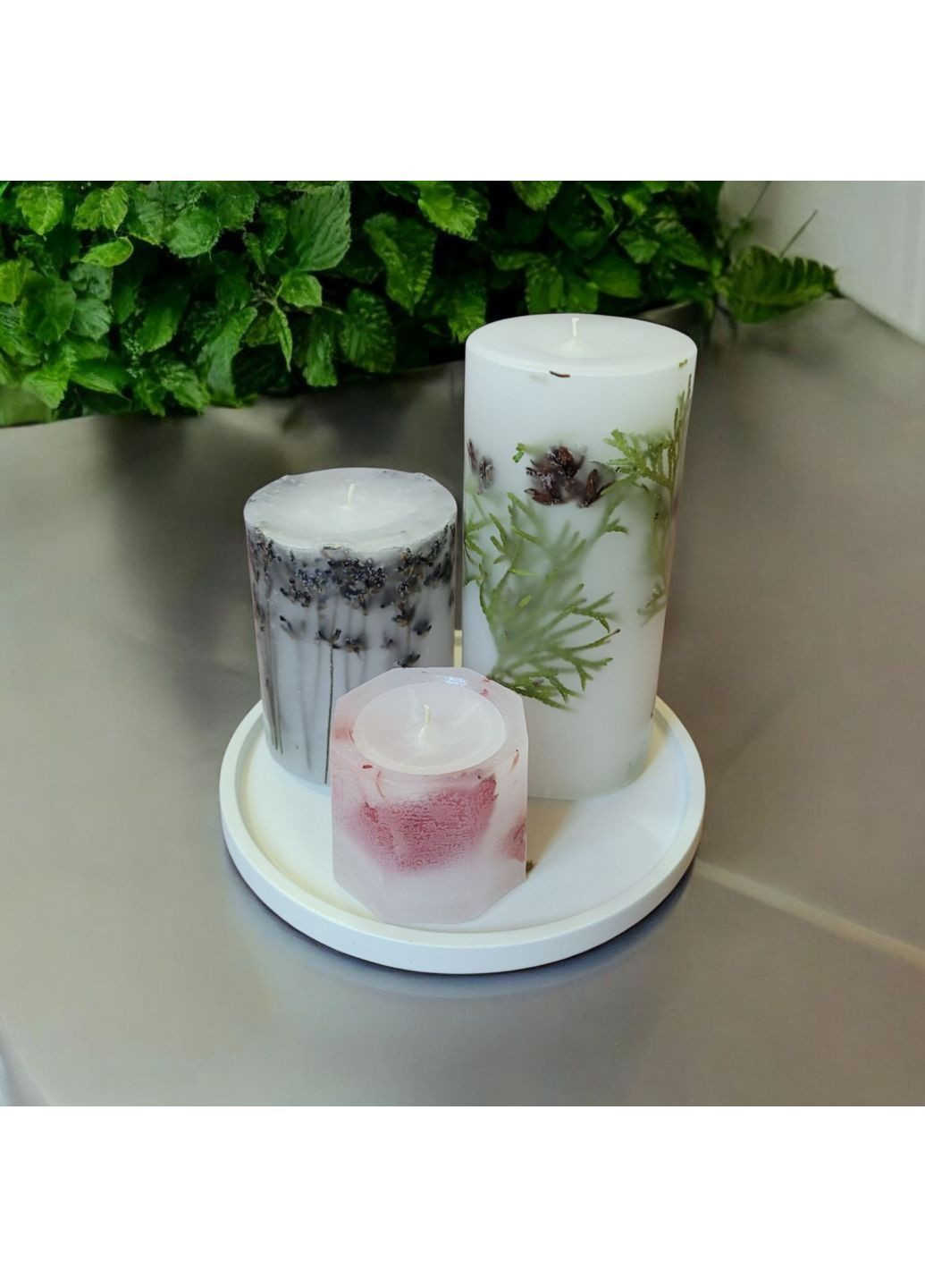 Набір декоративних свічок ручної роботи свічки ароматичні у наборі з 3 шт на підставці з гілочками хвої, лаванди та листям Handmade Studio - AV (368862881)