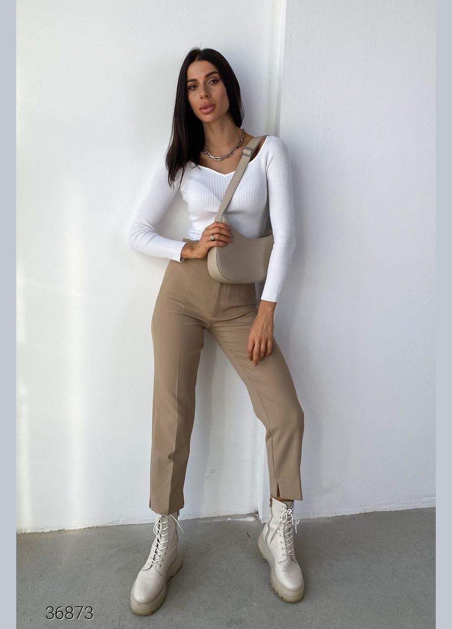 Белый демисезонный джемпер в рубчик с фигурным вырезом джемпер Liton