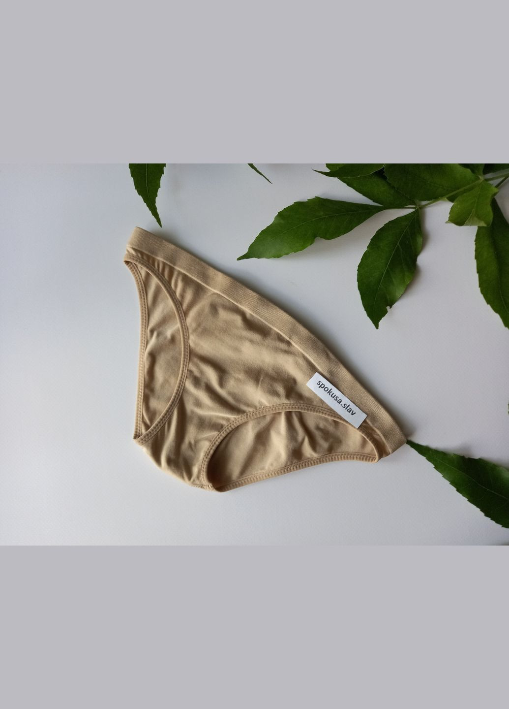 Жіночі трусики мікрофібра тілесні розмір Л.48 Golden Lady (368787722)