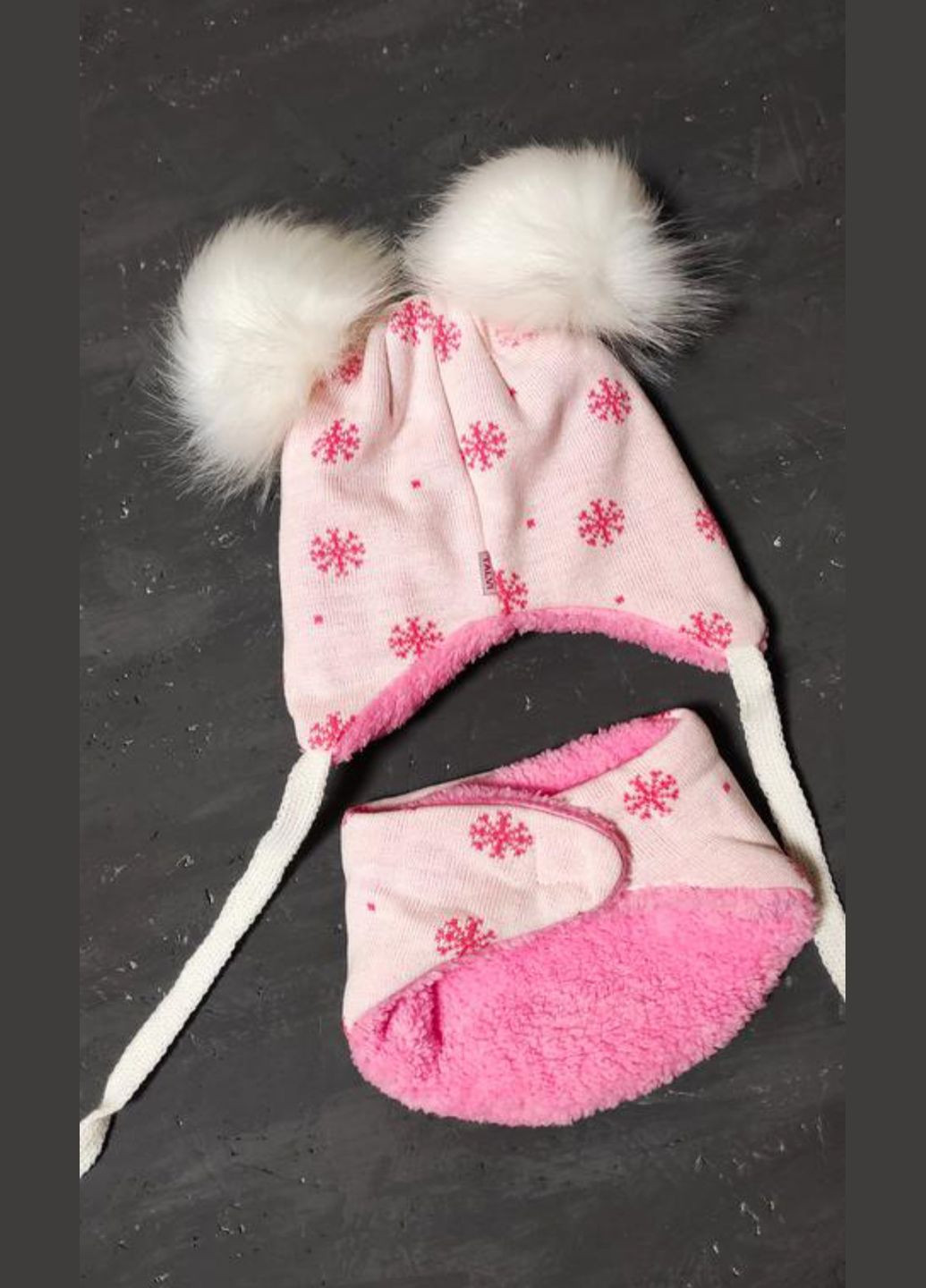 Набір для дівчинки шапка на зав'язках та шарф хомут баф Talvi (305589571)