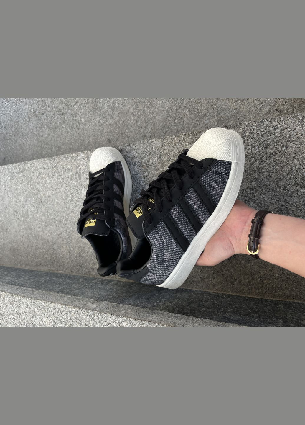 Черные демисезонные кроссовки мужские и женские adidas superstar x atmos denim pack black | адидас суперстар черные No Brand