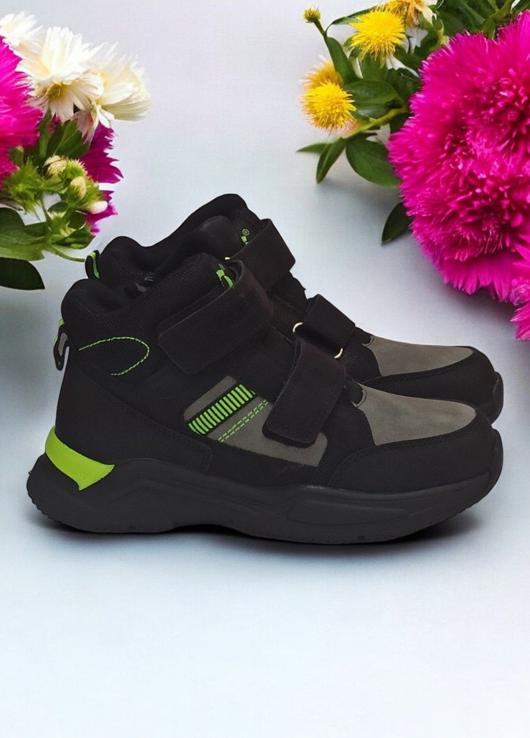 Черные спортивные, повседневные осенние демисезонные ботинки на липучках утепленные для мальчика 515 черные с серым Clibee