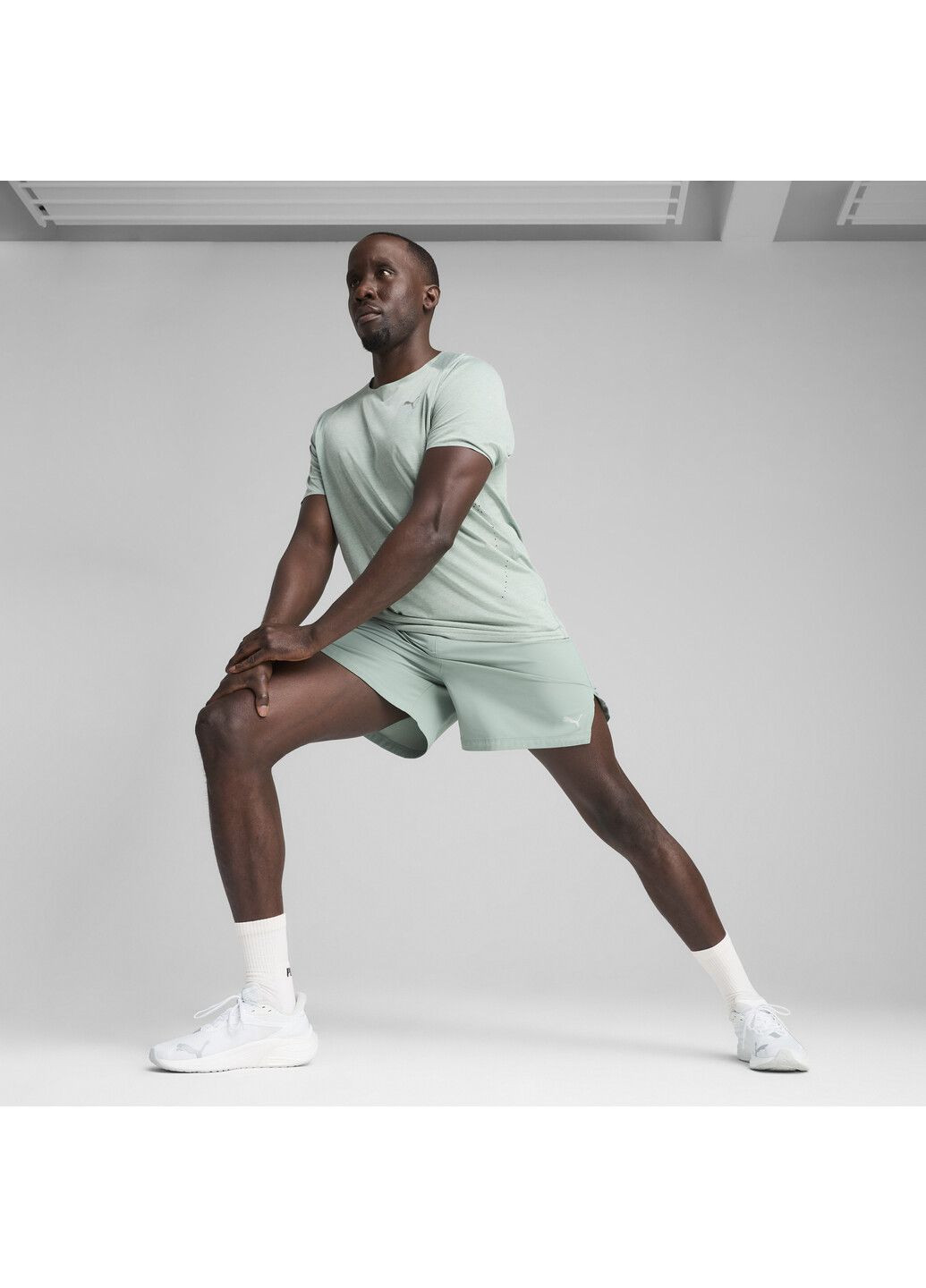 Зелена футболка cloudspun running tee men Puma