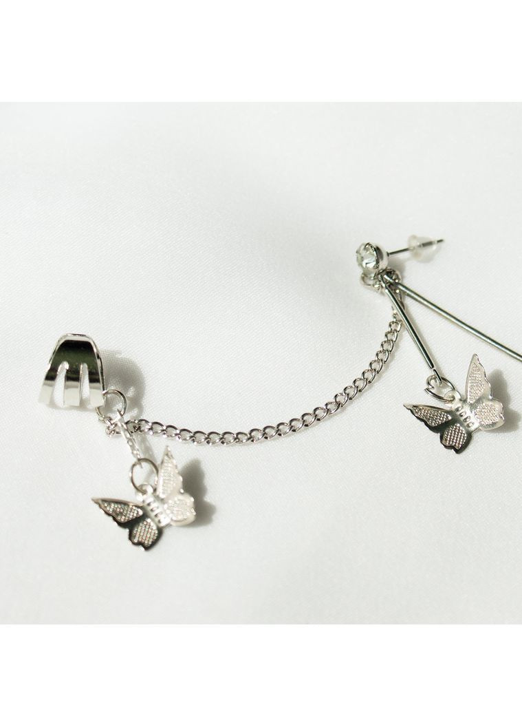 Сріблясті сережки цвяшки з маленькими метеликами з ланцюжком fairy азійський кафи обманки для підлітка унісекс ельфійські панк No Brand (366237409)