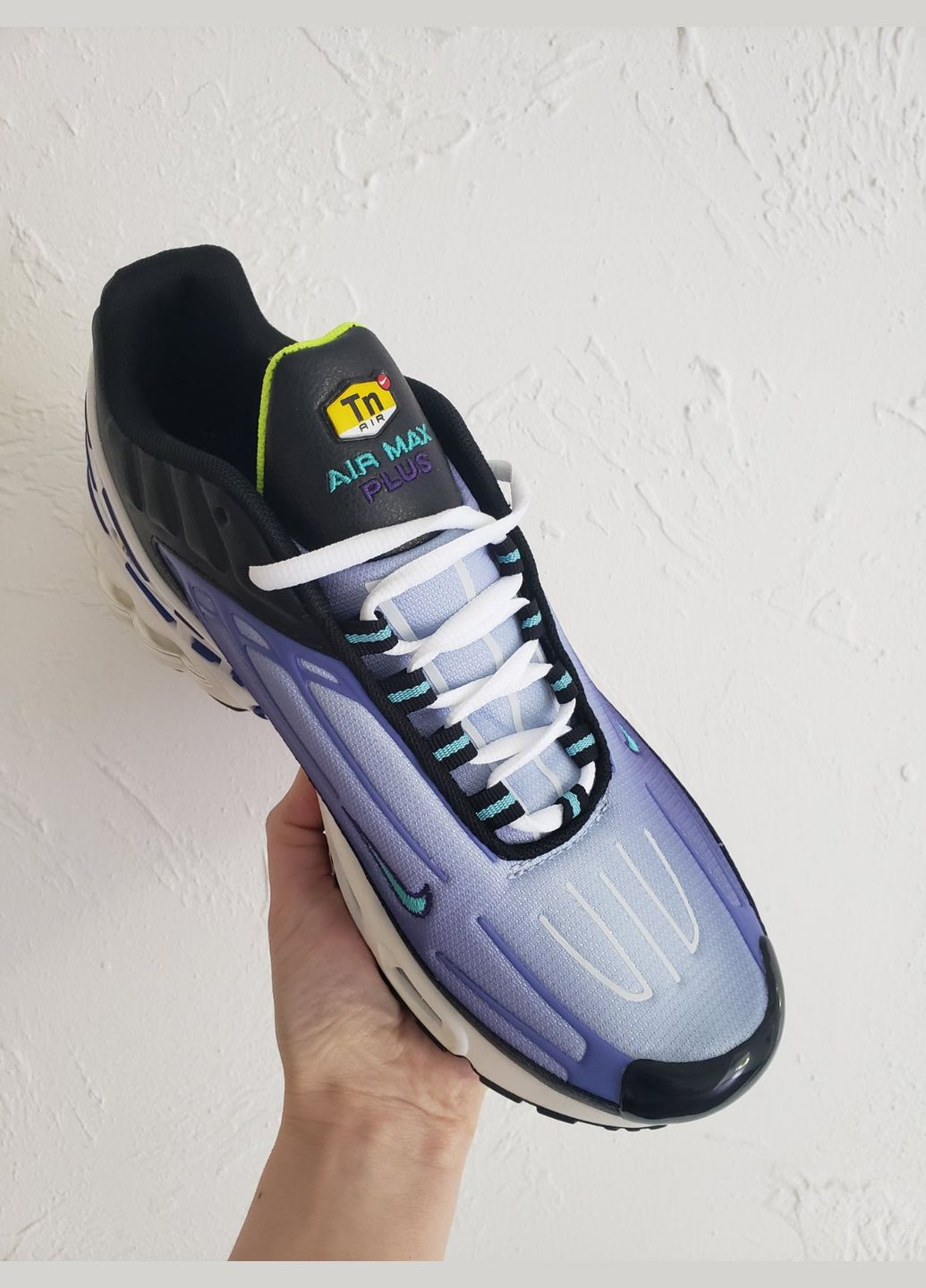 Фіолетові кросівки Nike Air MAX PLUS ІІІ