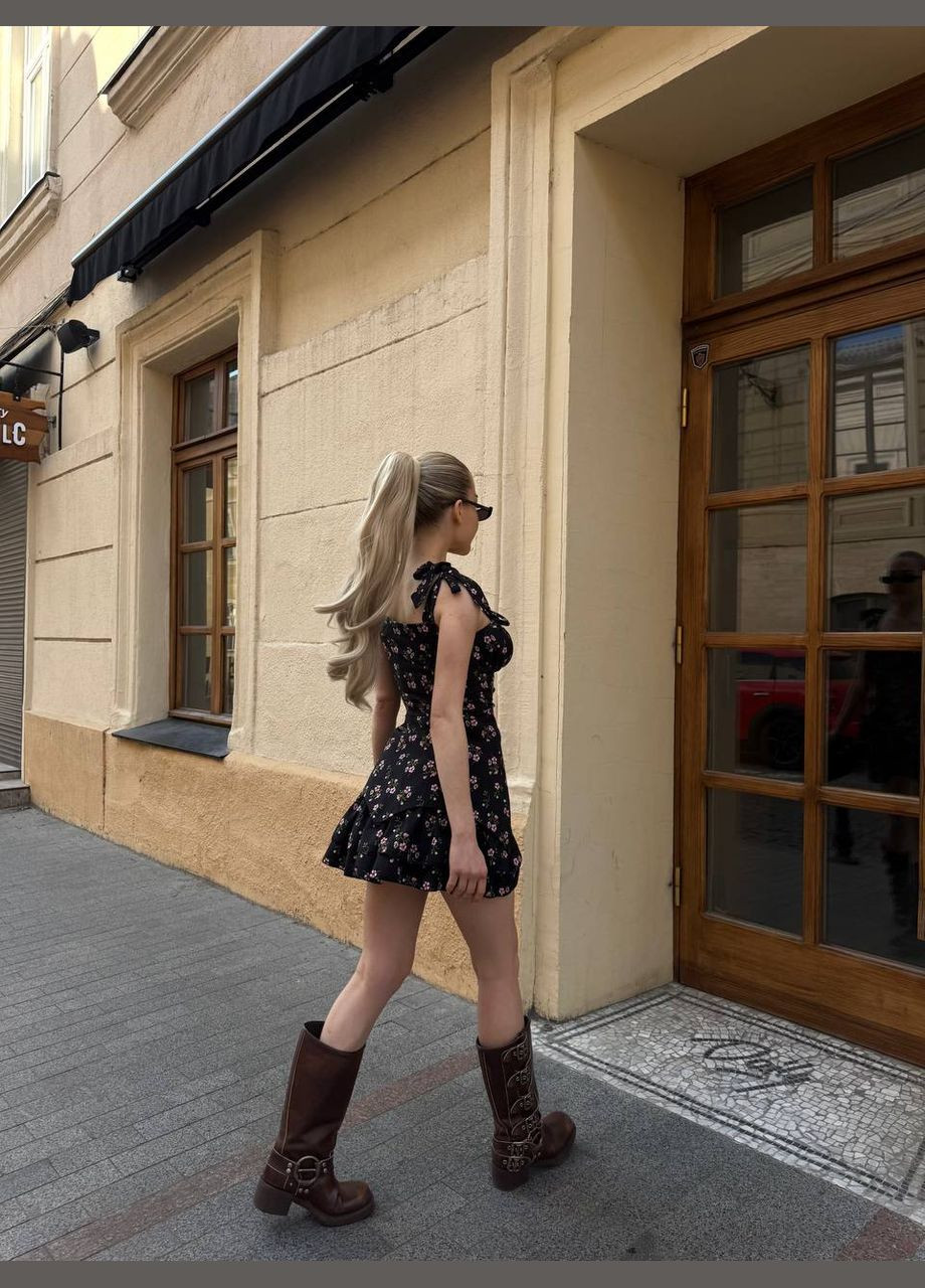 Черное коктейльное, деловое, повседневный, кэжуал, вечернее женское платье с баской FINO Mode с цветочным принтом