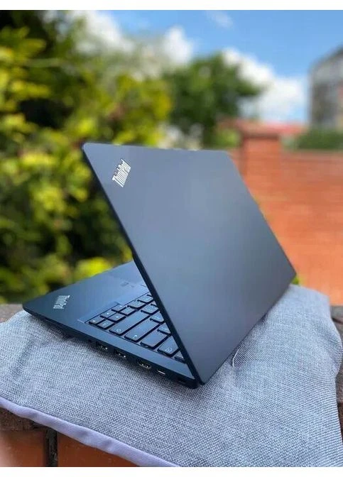 Ультрабук ThinkPad 13 / 13.3" TN / Intel Core i5-7300U (2(4) ядра по 2.6-3.5 GHz) / 4GB DDR4 / 128GB SSD / HD Graphics 520 / Lenovo (398138420)