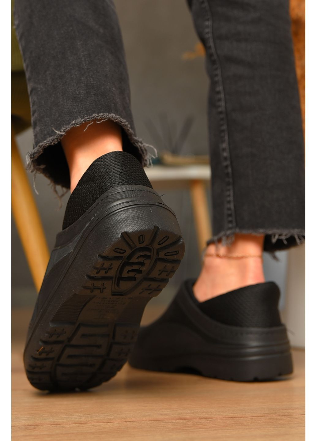 Калоші жіночі сітка чорного кольору Let's Shop (364846386)