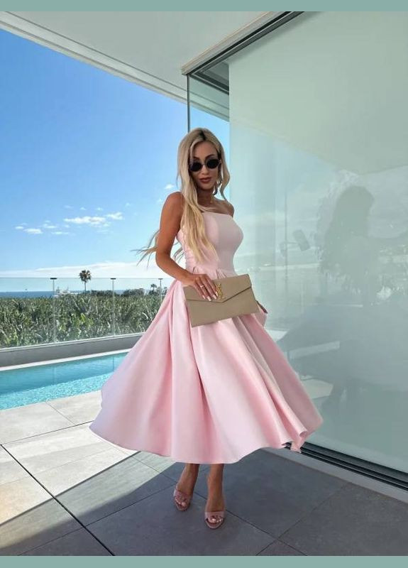 Світло-рожева кежуал, вечірня приталена сукня з пишною спідницею з пишною спідницею Adelante однотонна
