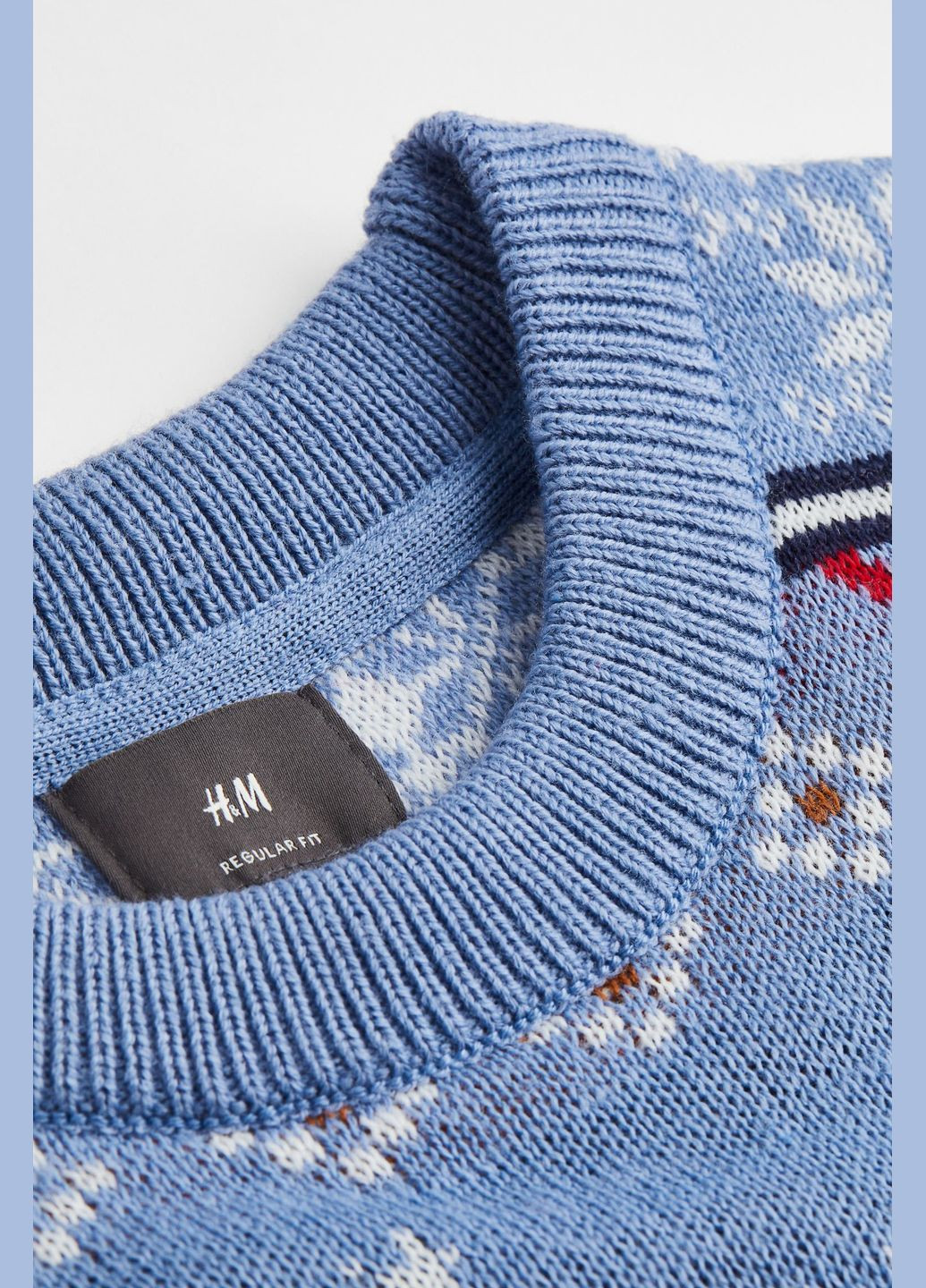 Блакитний зимовий светр H&M
